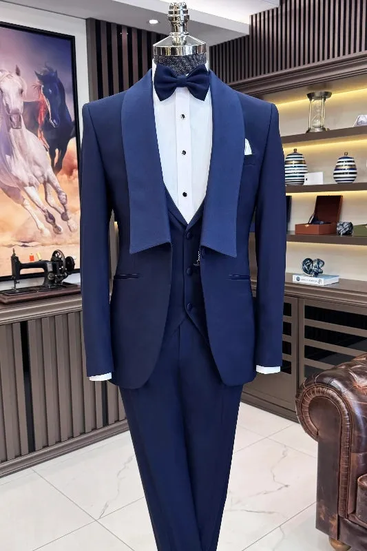 Dark Blue Shawl Lapel Three Pieces Wedding Suits Formal Business Suit Wedding Groom Prom Tuxedo