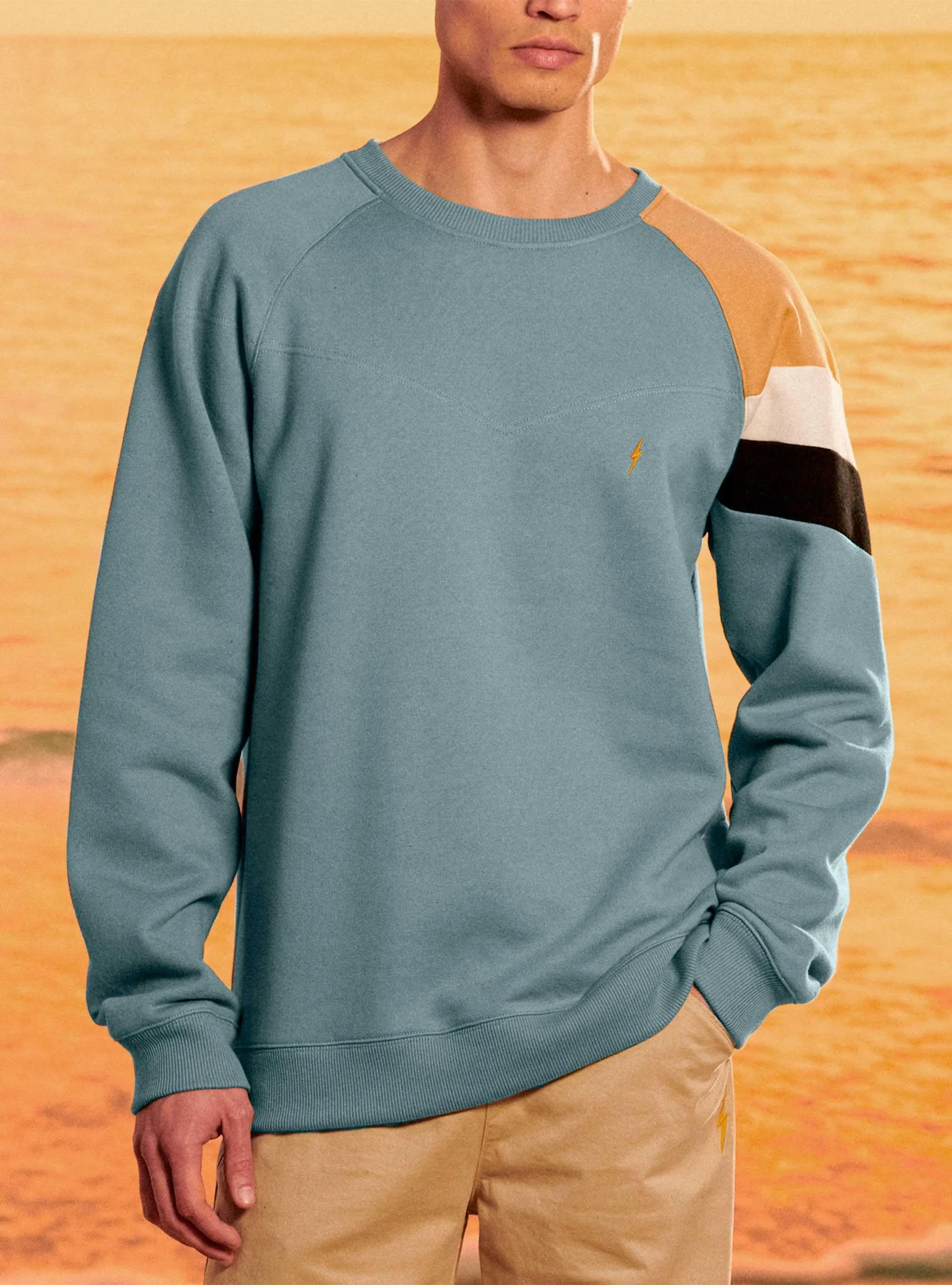REGULAR SWEATSHIRT WITH COLOR BLOCK