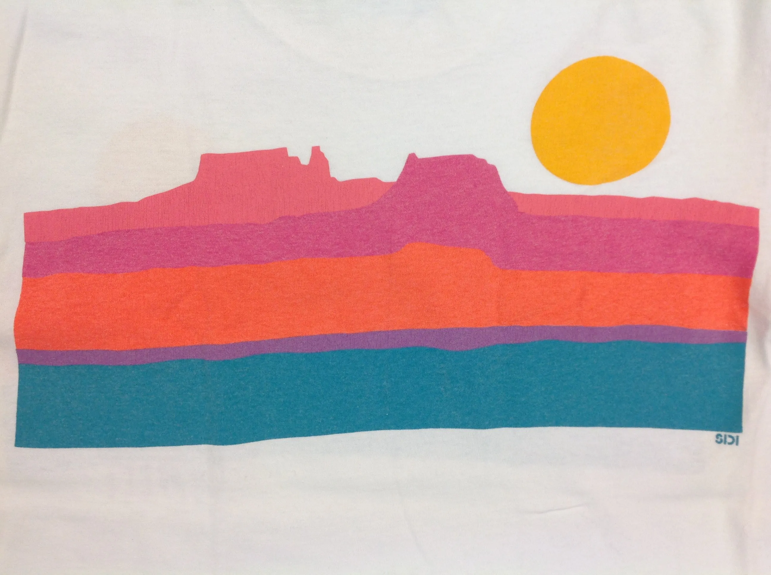 Vintage Stedman Super Hi-Cru Men's Medium (38-40) White Short Sleeve Souvenir T-Shirt Pastel Sunset Lake Powell Utah Arizona